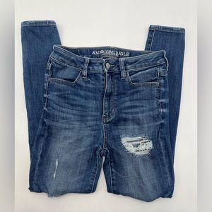 AMERICAN EAGLE Super Hi-Rise Jegging Jeans size 4 SHORT